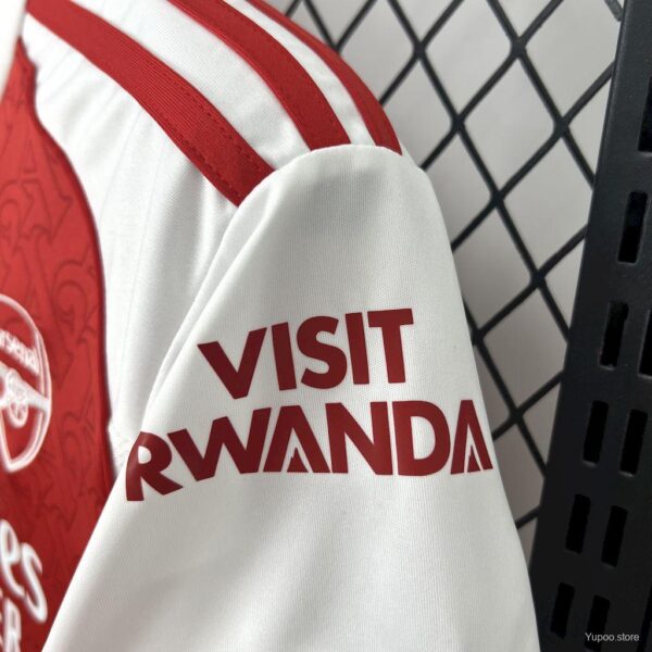 Camiseta Arsenal 2023/24 Local - detalle frontal inferior
