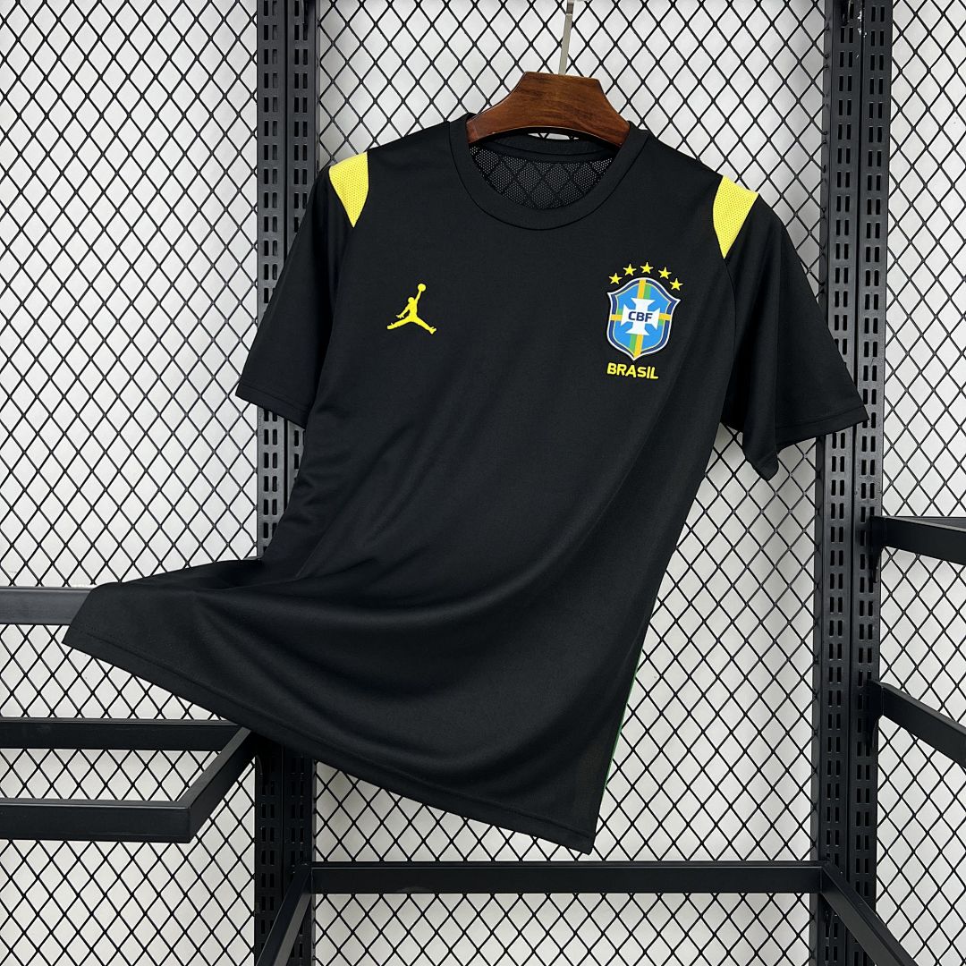 Camiseta Brasil 2026 Local - detalle