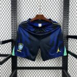 Camiseta Brasil 2026 Arquero - detalle de la cintura y ajuste