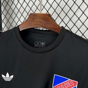 Camiseta Colo Colo 2025/26 Aniversario - detalle
