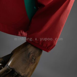 Cortavientos Marruecos 2026 Reversible Rojo y Verde - detalle