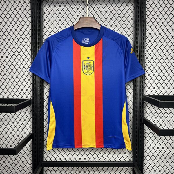 Camiseta España 2024/25 Pre-partido - detalle