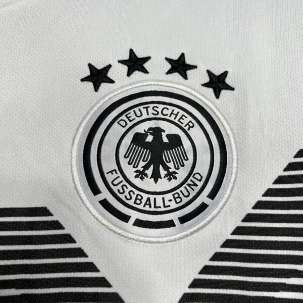 Camiseta Alemania 2026 Local - detalle