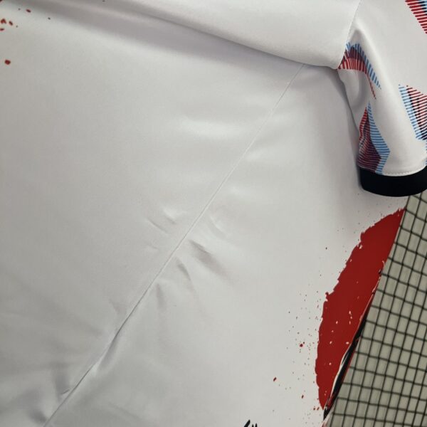 Camiseta Japón 2024 Edición Especial - detalle etiqueta interior del cuello