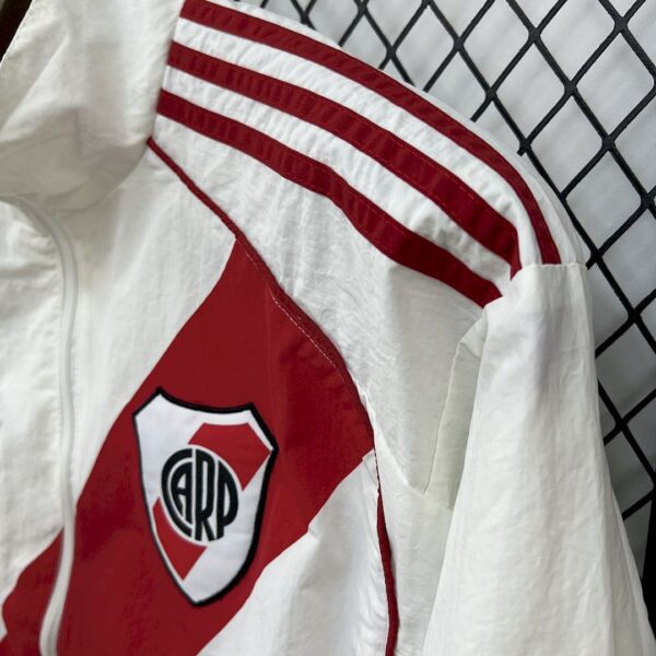 Cortavientos River Plate 2025 - detalle