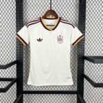 Camiseta España 2026 Local Mujer - vista general en perchero