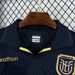 Camiseta Ecuador 2026 Local - detalle