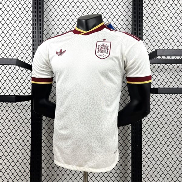 Camiseta España 2026 Visita - detalle parte inferior