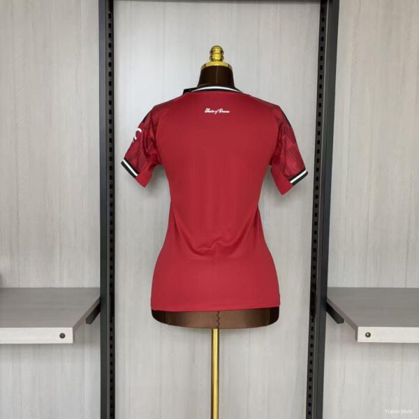 Camiseta Manchester United 2024/25 Local Mujer - detalle