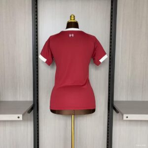 Camiseta Liverpool 2024/25 Local Mujer - vista de la parte inferior