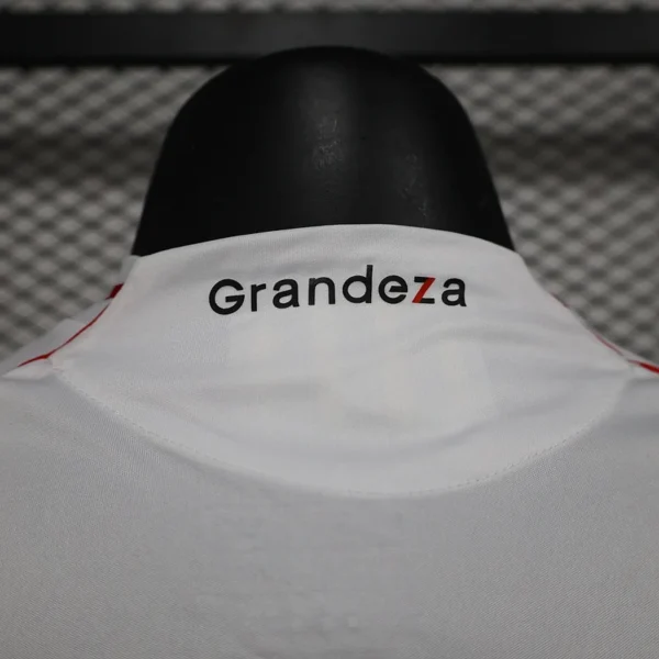 Camiseta River Plate 2024/25 Local - detalle