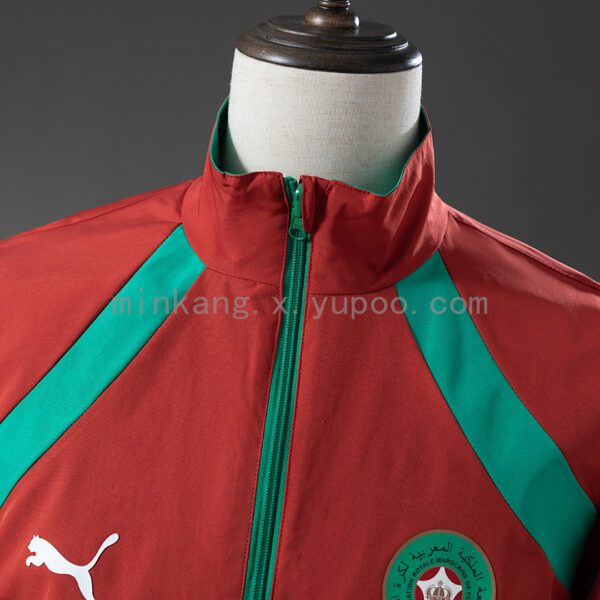 Cortavientos Marruecos 2026 Reversible Rojo y Verde - detalle
