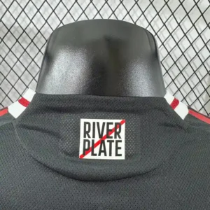 Camiseta River Plate 2025/26 Visita Manga Larga - vista lateral izquierda