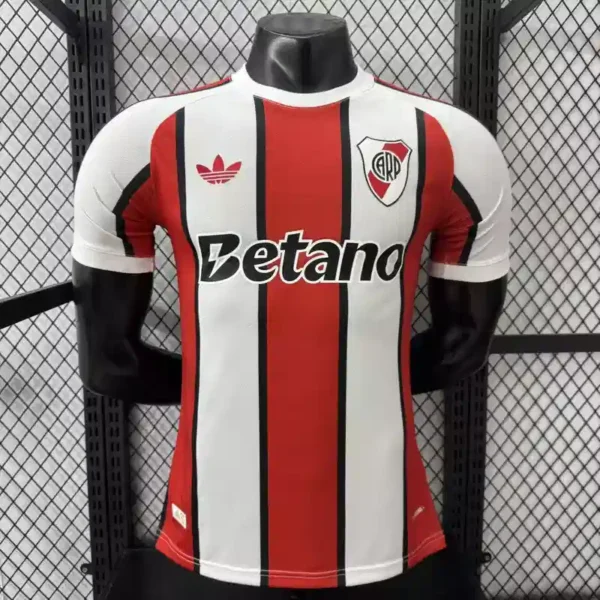 Camiseta River Plate 2025/2026 Visita Manga Larga Version Jugador - detalle