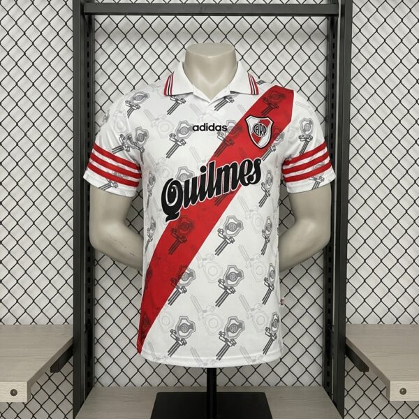 Camiseta River Plate 1996 Retro Marcelo Salas Local