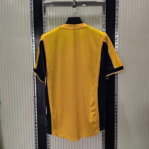 Camiseta Arsenal 1999-2000 Visita - detalle escudo
