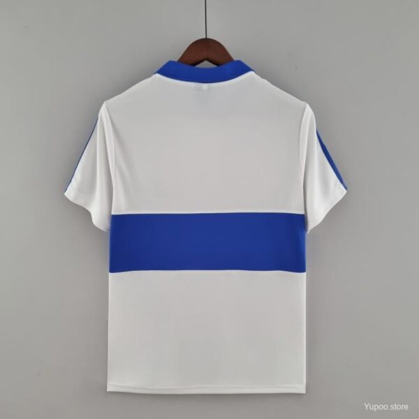 Camiseta Universidad Católica 1980 Retro Local - detalle escudo