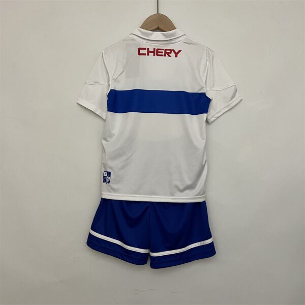 Camiseta Universidad Católica 2023/24 Local Niño - detalle patrocinador BICE