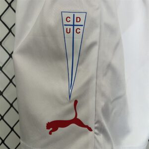 Camiseta Universidad Católica 2024/25 Visita Niño - detalle