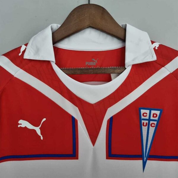 Camiseta Universidad Católica 2009 Retro Visita - detalle logo Puma